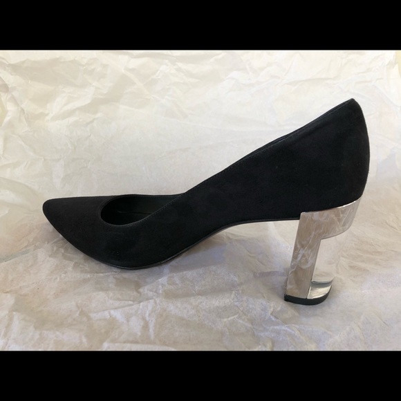 9M Stuart Weitzman Litelys6 Black Suede Pumps - Picture 4 of 13